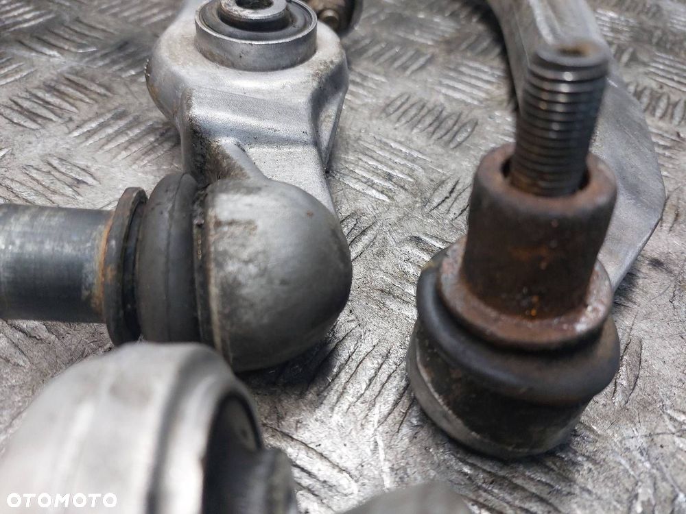 WAHACZ WAHACZE PRZÓD KOMPLET SKODA SUPERB I PASSAT B5 AUDI A4 B5 AUDI A6 C5 - 5