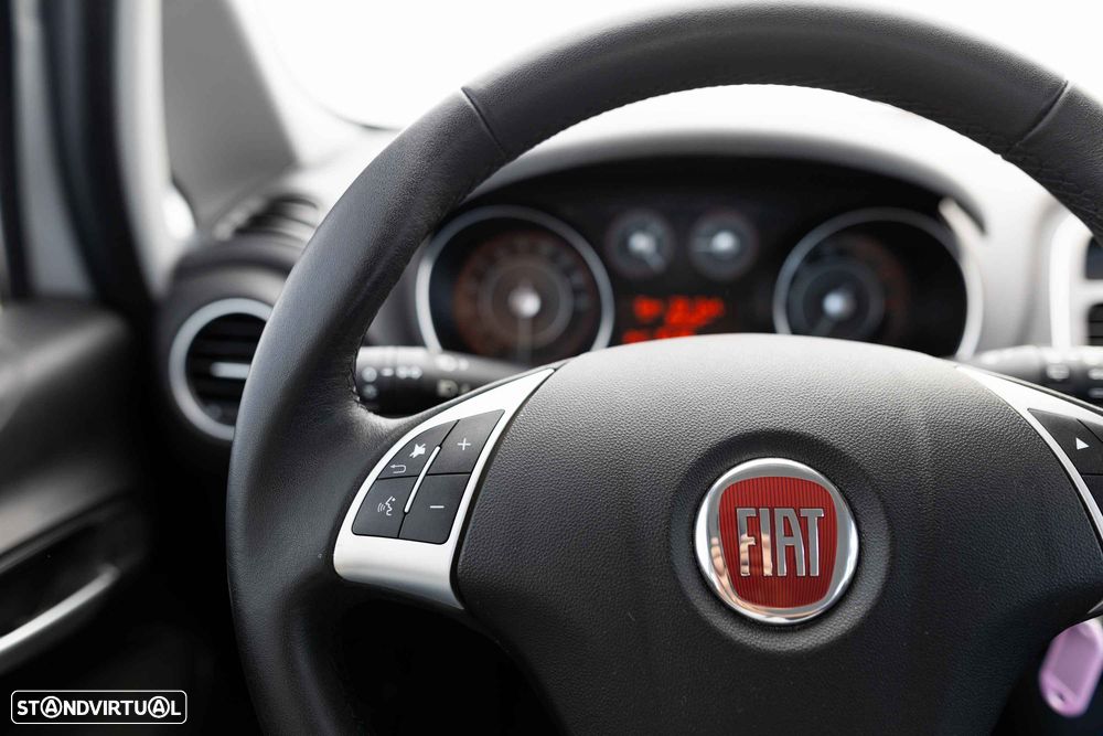 Fiat Punto 1.2 Lounge S&S - 44