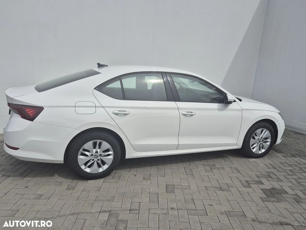 Skoda Octavia 2.0 TDI Ambition - 6