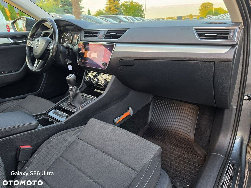 Skoda Superb 2.0 TDI Ambition - 31