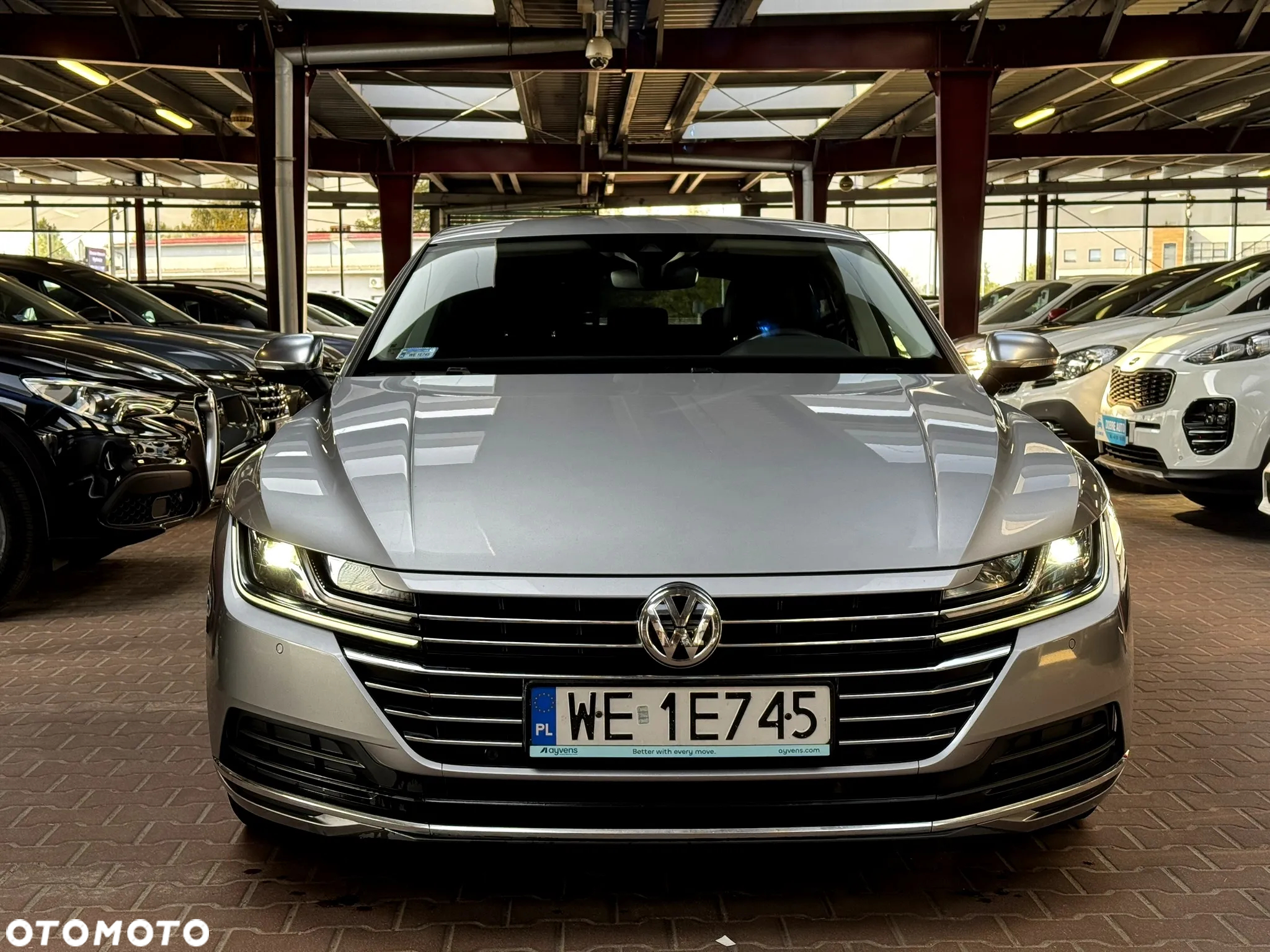 Volkswagen Arteon 2.0 TDI SCR Elegance DSG - 2