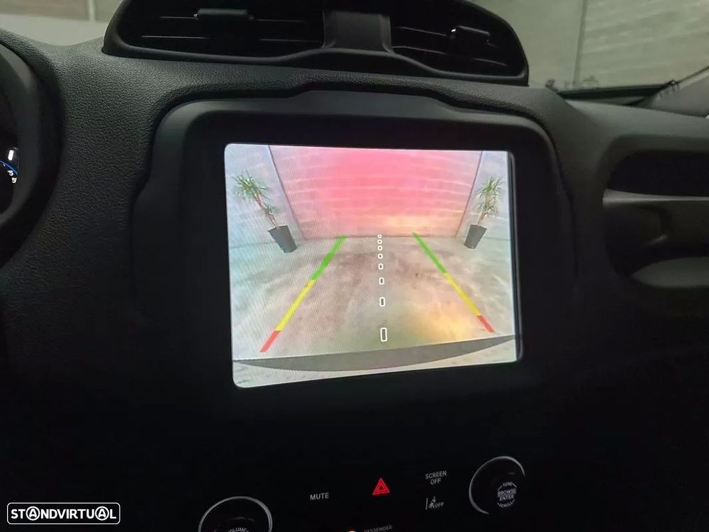 Jeep Renegade 1.3 TG 4Xe Altitude - 27