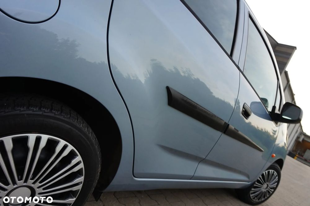 Chevrolet Spark - 18