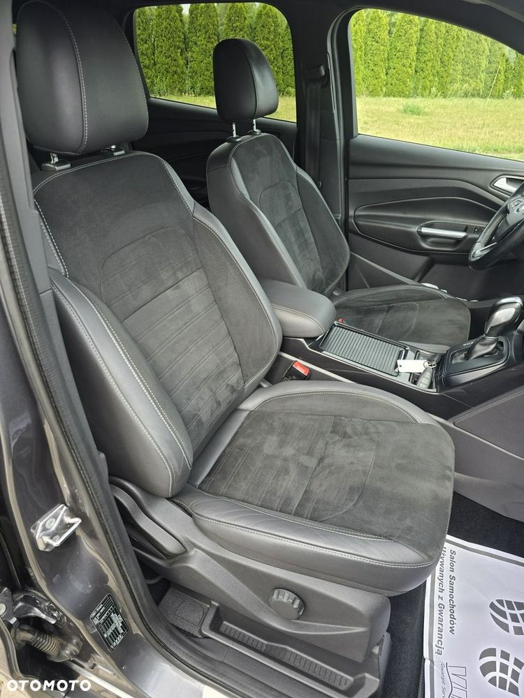 Ford Kuga - 25