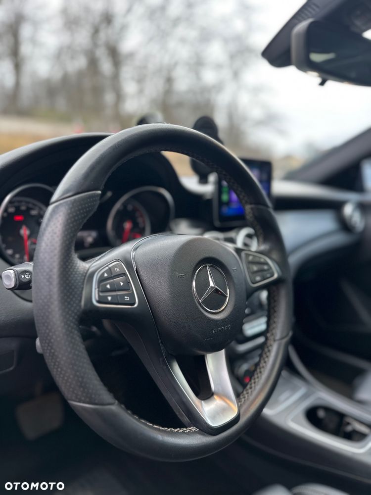 Mercedes-Benz CLA - 26