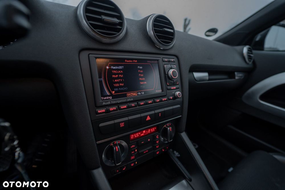 Audi A3 3-drzwiowe 2.0 TDI DPF Quattro Ambiente - 20
