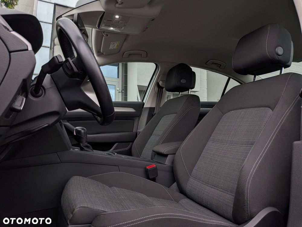 Volkswagen Passat 1.5 TSI EVO Business DSG - 10