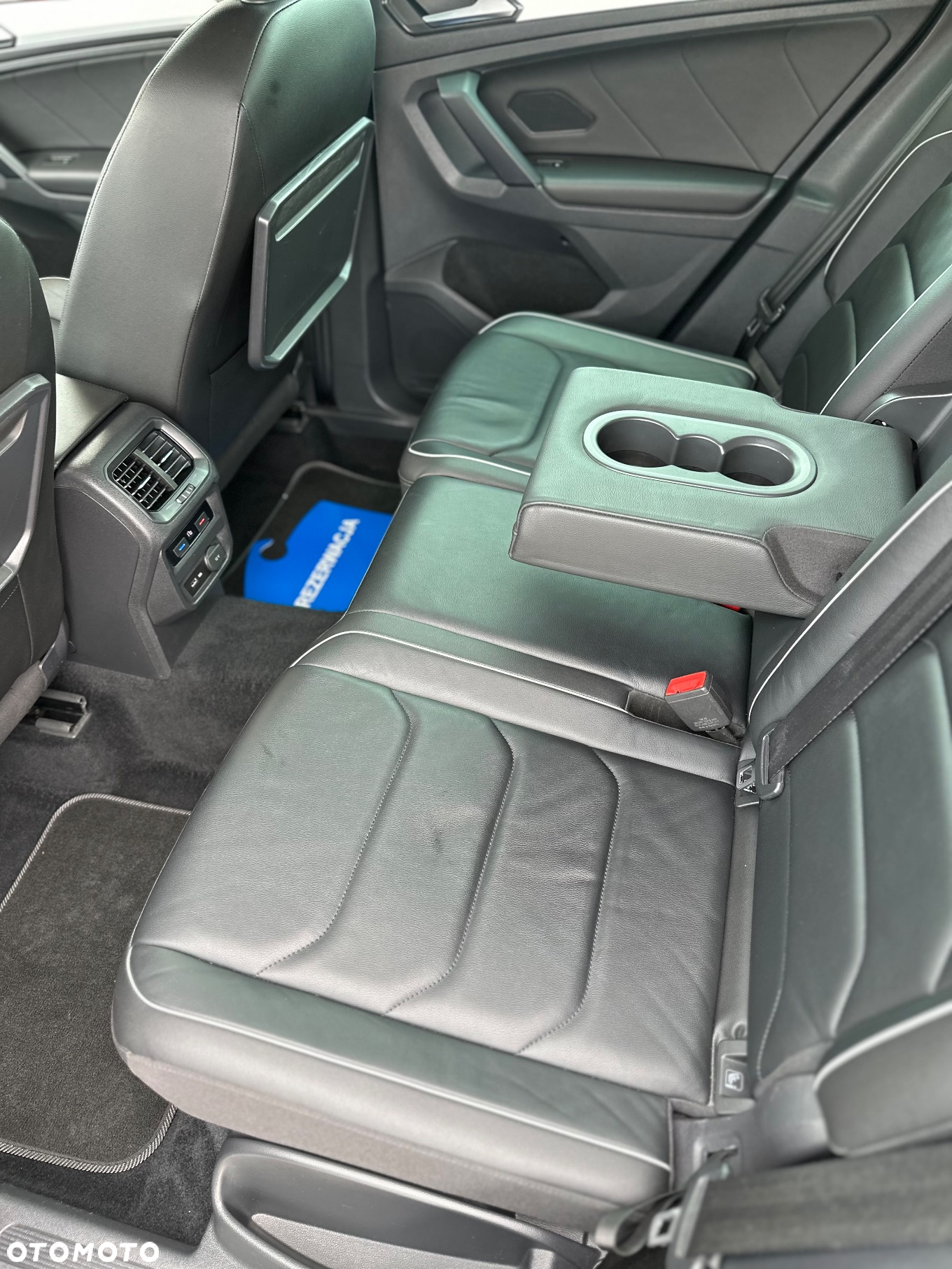 Volkswagen Tiguan - 9