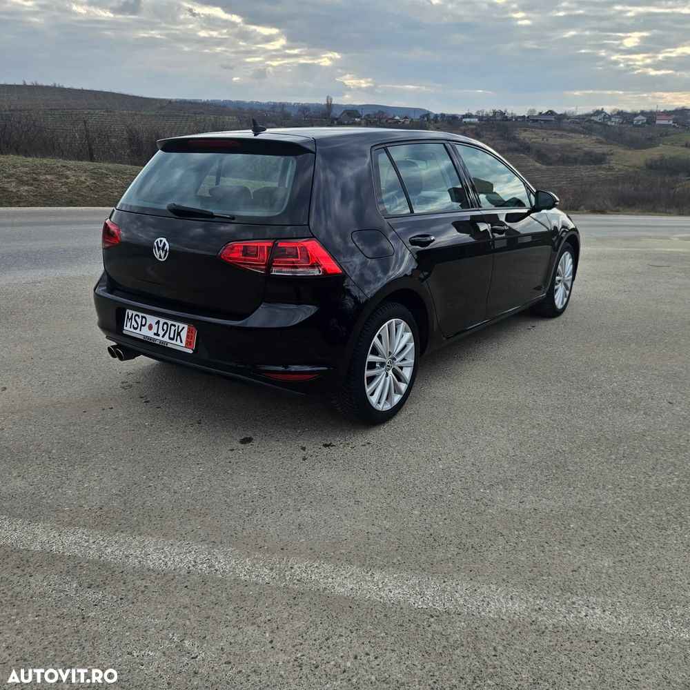 Volkswagen Golf 2.0 TDI (BlueMotion Technology) DSG Highline - 4