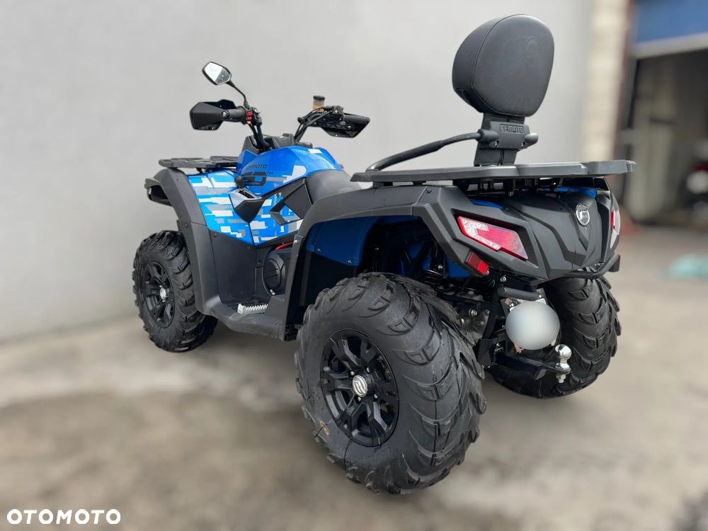 CFMoto CForce - 8
