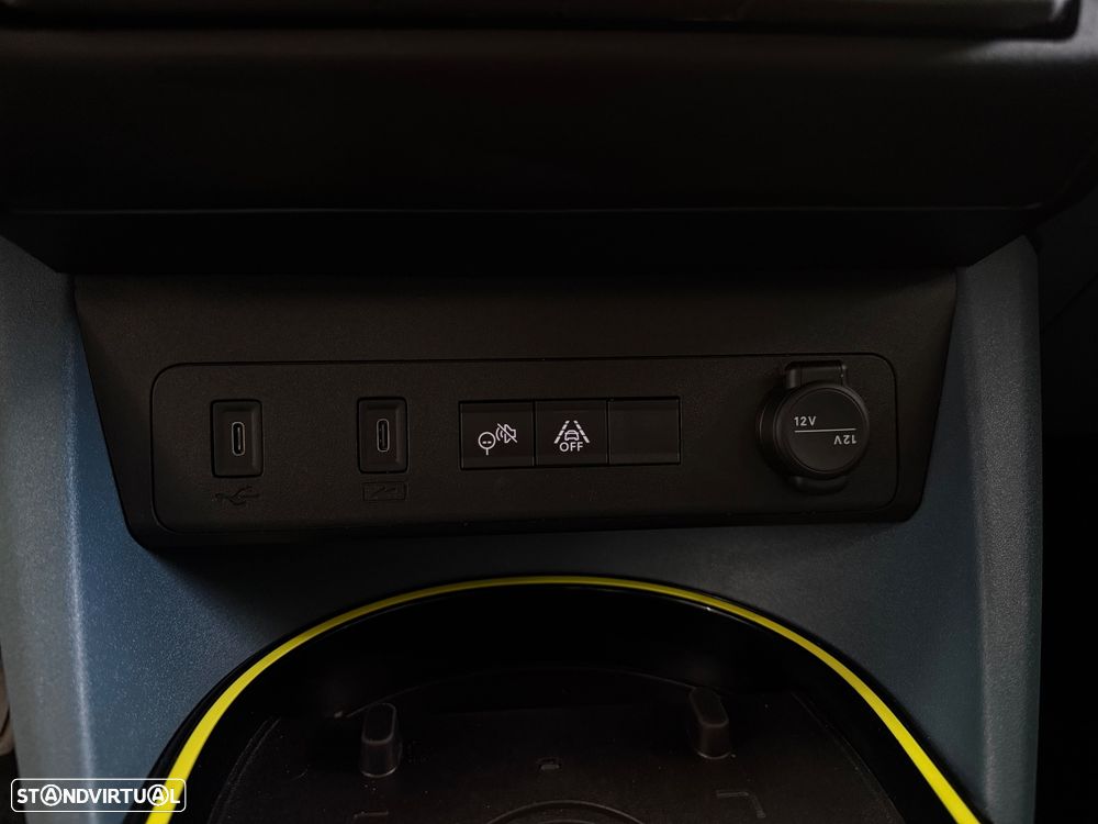Fiat Grande Panda 1.2 Hybrid La Prima eDCT - 23