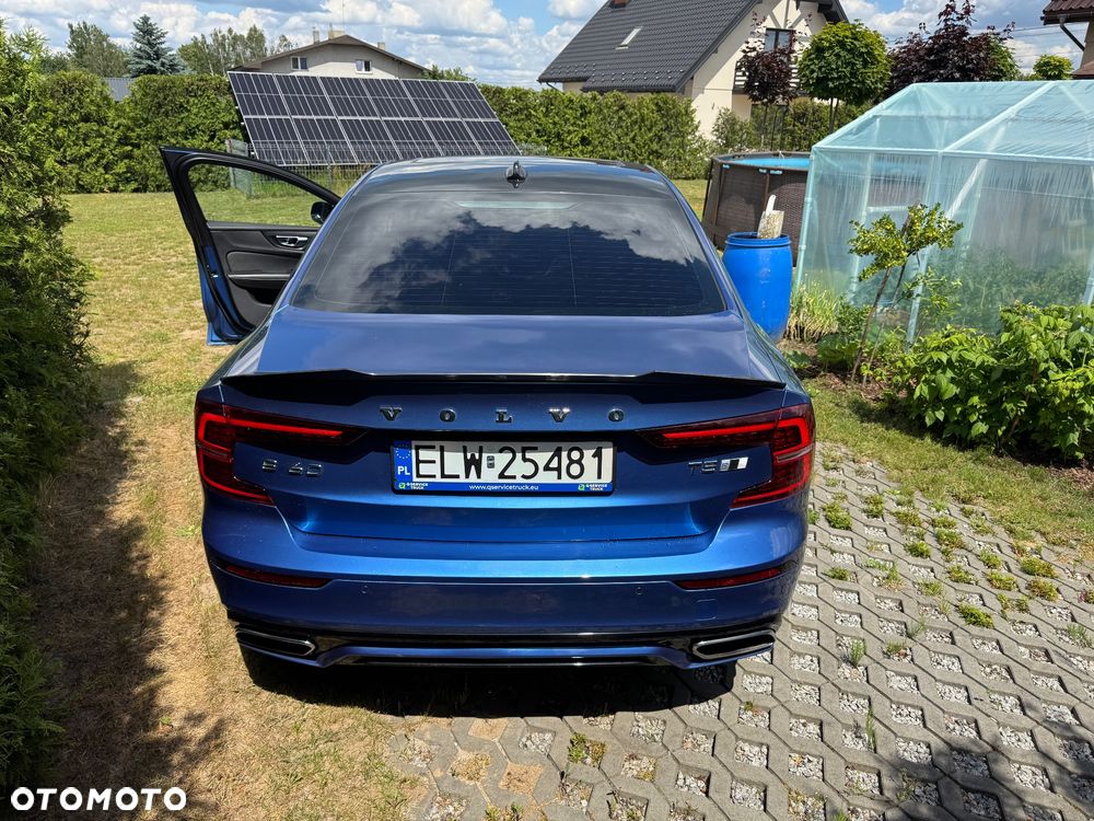Volvo S60 T5 AWD R-Design - 11
