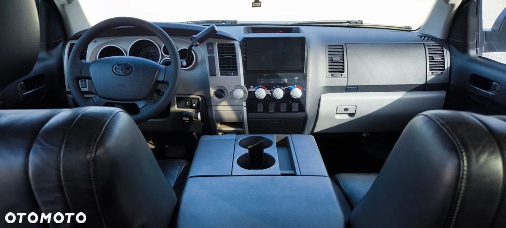 Toyota Tundra 5.7 4x4 Double Cab LB SR5 - 9