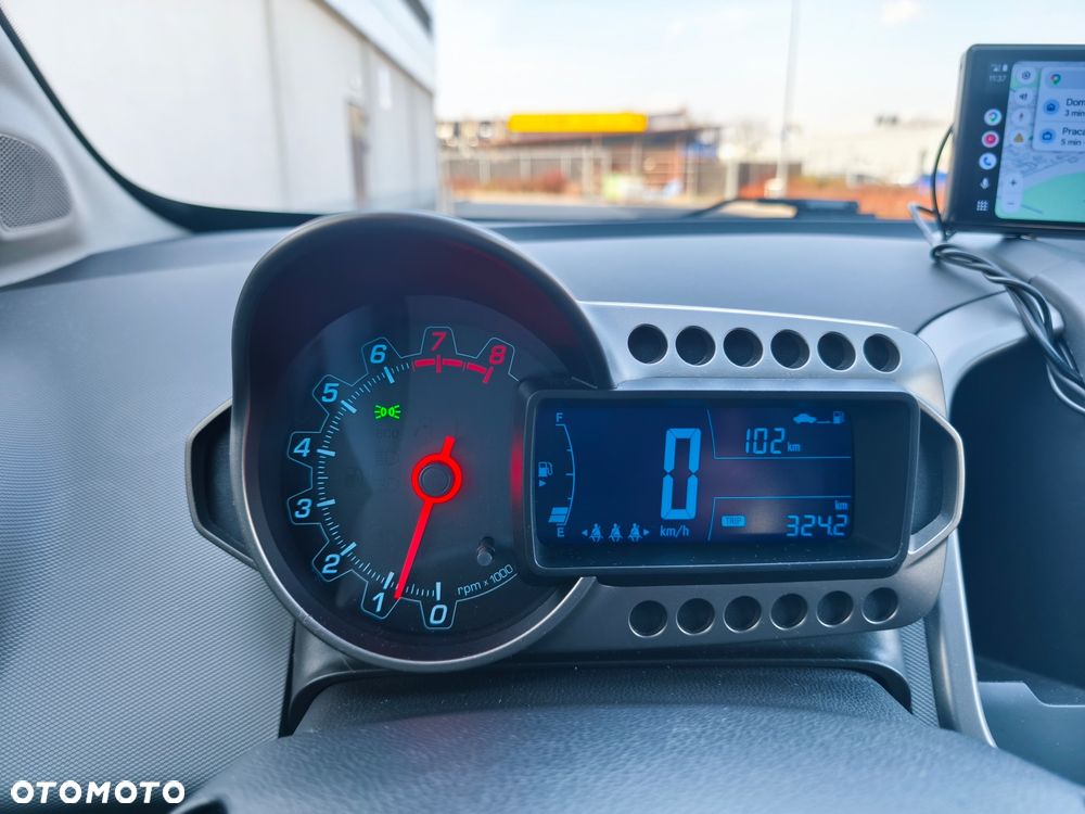 Chevrolet Aveo 1.2 LT - 8