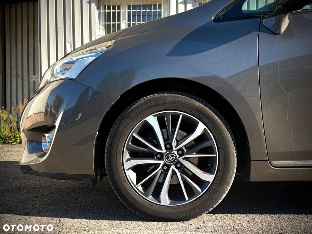 Toyota Verso 1.8 Prestige - 9