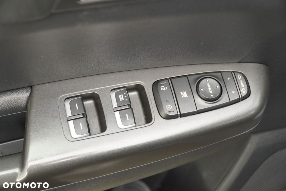 Kia Sportage 2.0 CRDI 184 AWD Platinum Edition - 25
