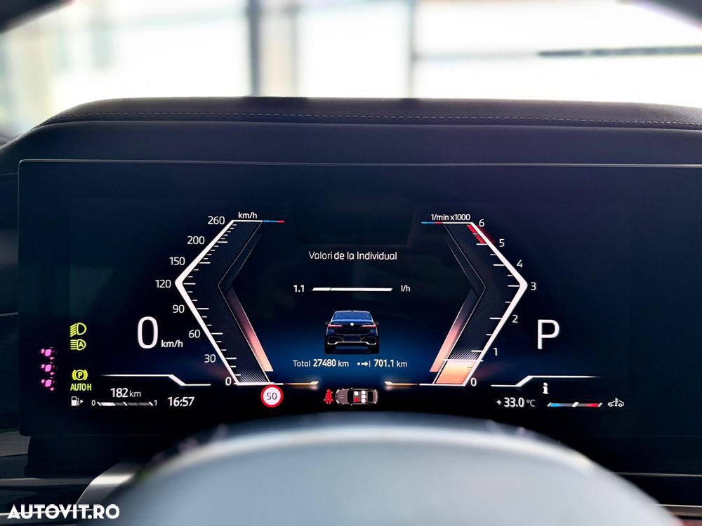 BMW Seria 7 740d xDrive MHEV - 17
