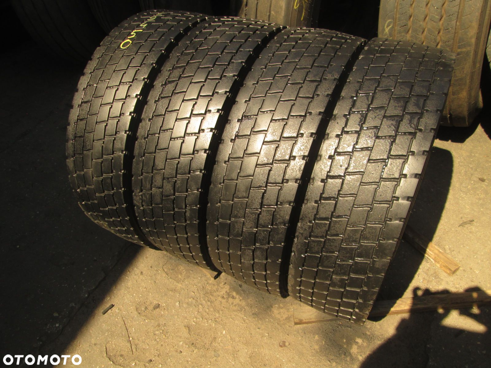 Opony ciężarowe 215/75/17.5 Roadx RT785. Opony ciężarowe - 4