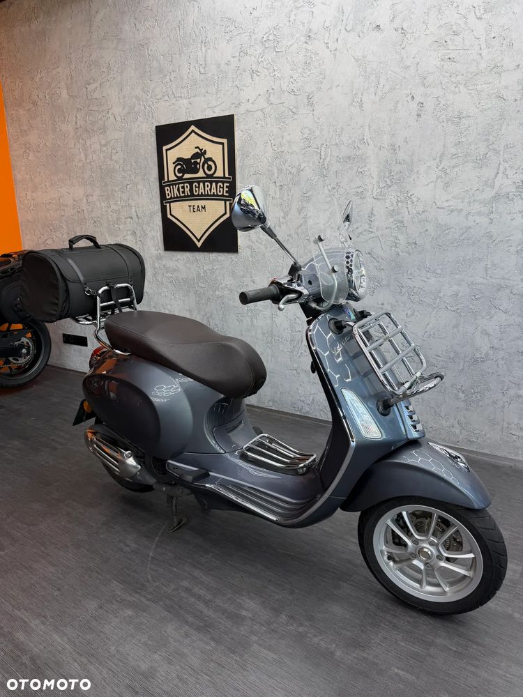 Vespa Primavera - 2