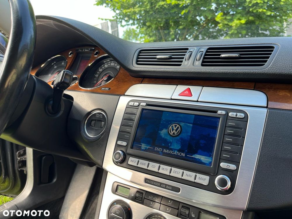 Volkswagen Passat 2.0 TDI DPF Highline DSG - 3