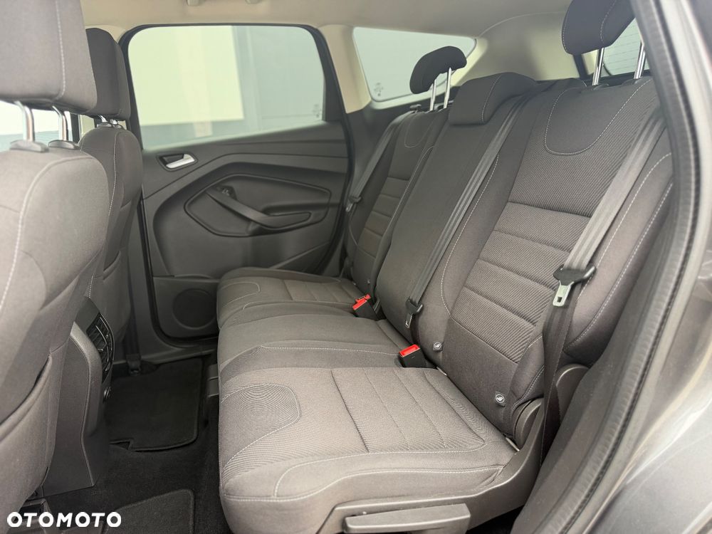 Ford Kuga 2.0 TDCi FWD Titanium - 15