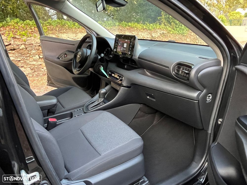 Toyota Yaris 1.5 HDF Comfort Plus - 27
