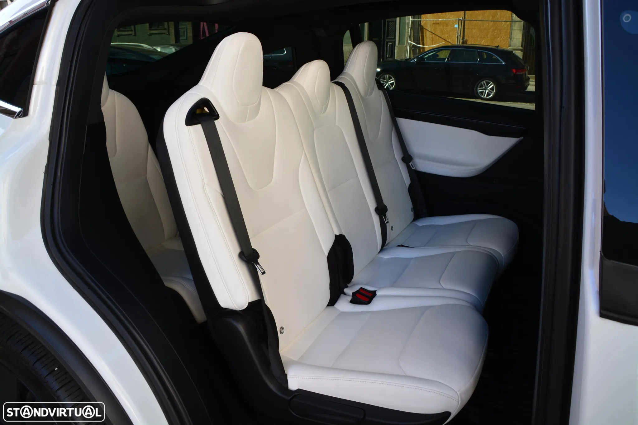 Tesla Model X 100 kWh Long Range AWD - 56