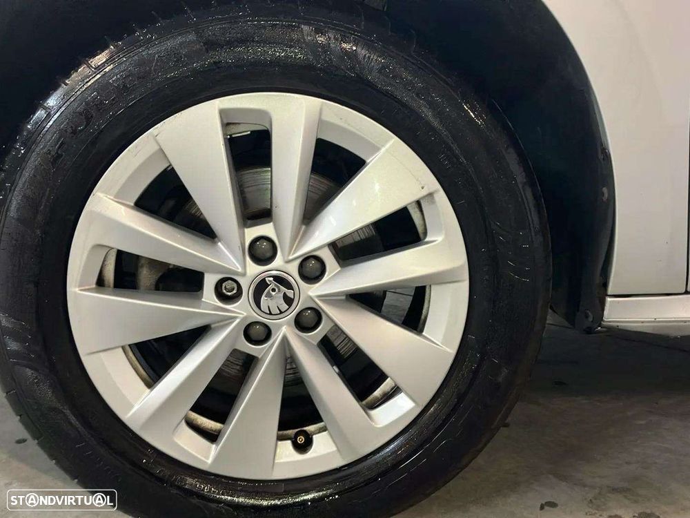 Skoda Kamiq 1.0 TSI DSG - 17