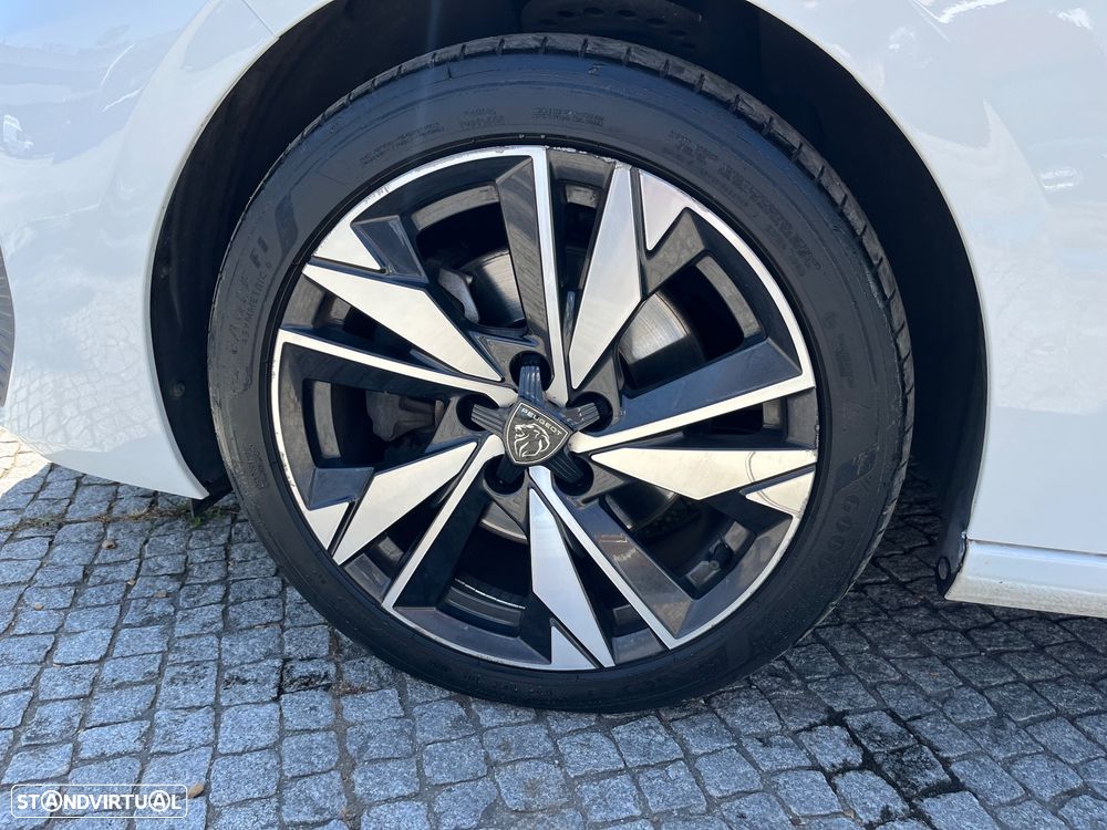 Peugeot 308 1.5 BlueHDi Allure Pack EAT8 - 21