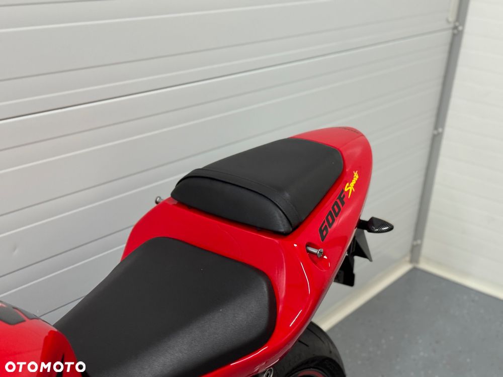 Honda CBR - 26