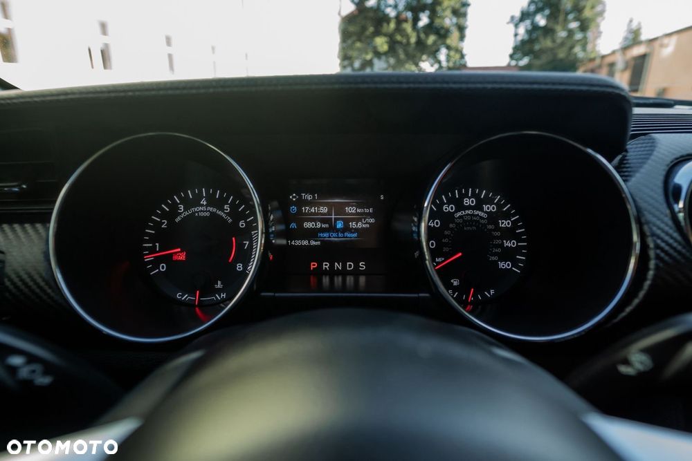 Ford Mustang 3.7 V6 - 23