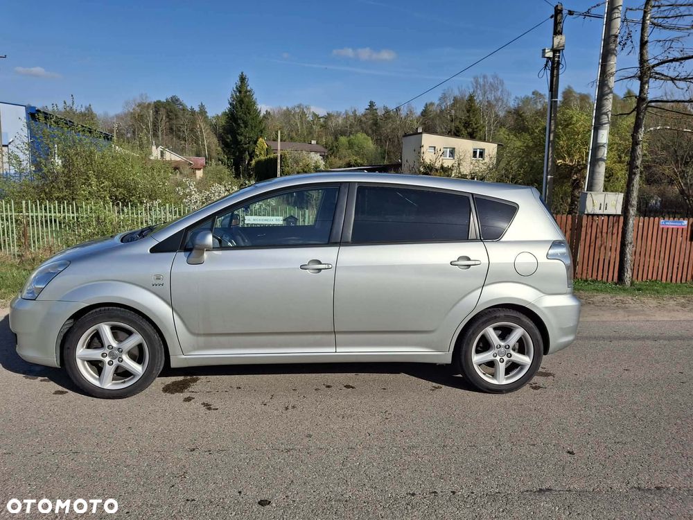 Toyota Corolla Verso - 1