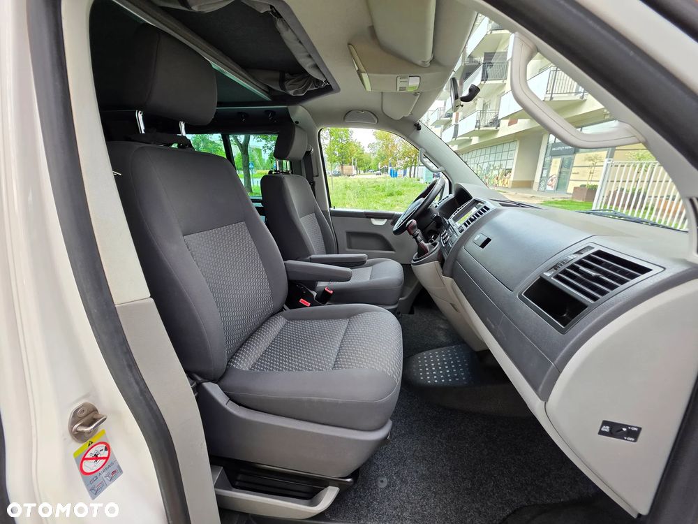 Volkswagen Transporter - 24