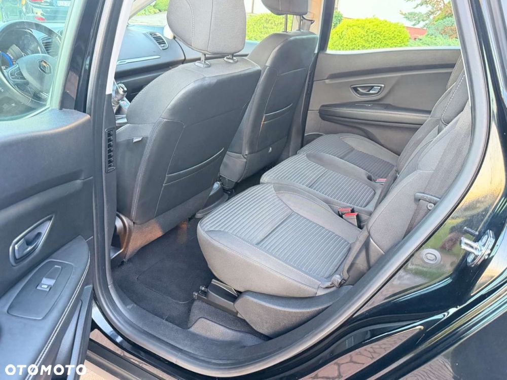 Renault Scenic - 32