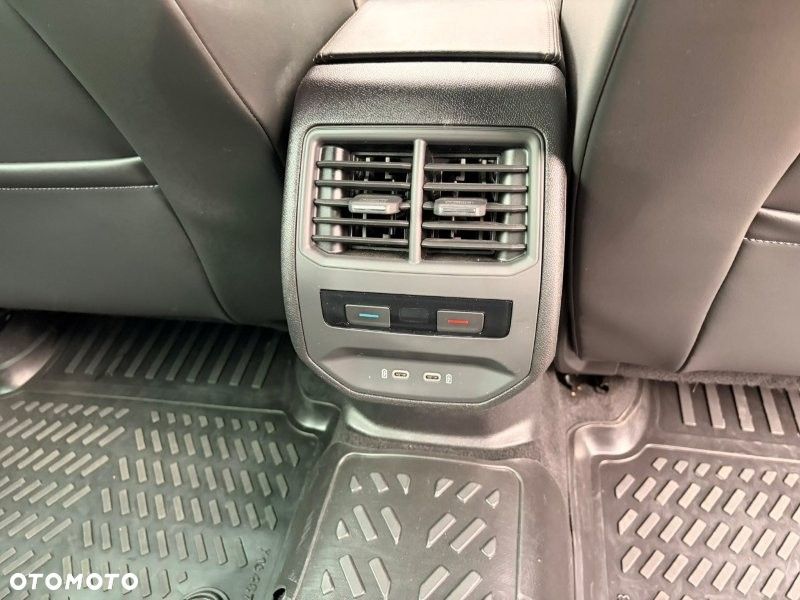 Cupra Formentor 1.4 e-Hybrid DSG - 21