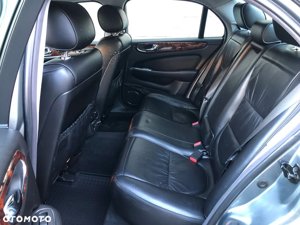 Jaguar XJ XJ6 2.7 D Executive - 22