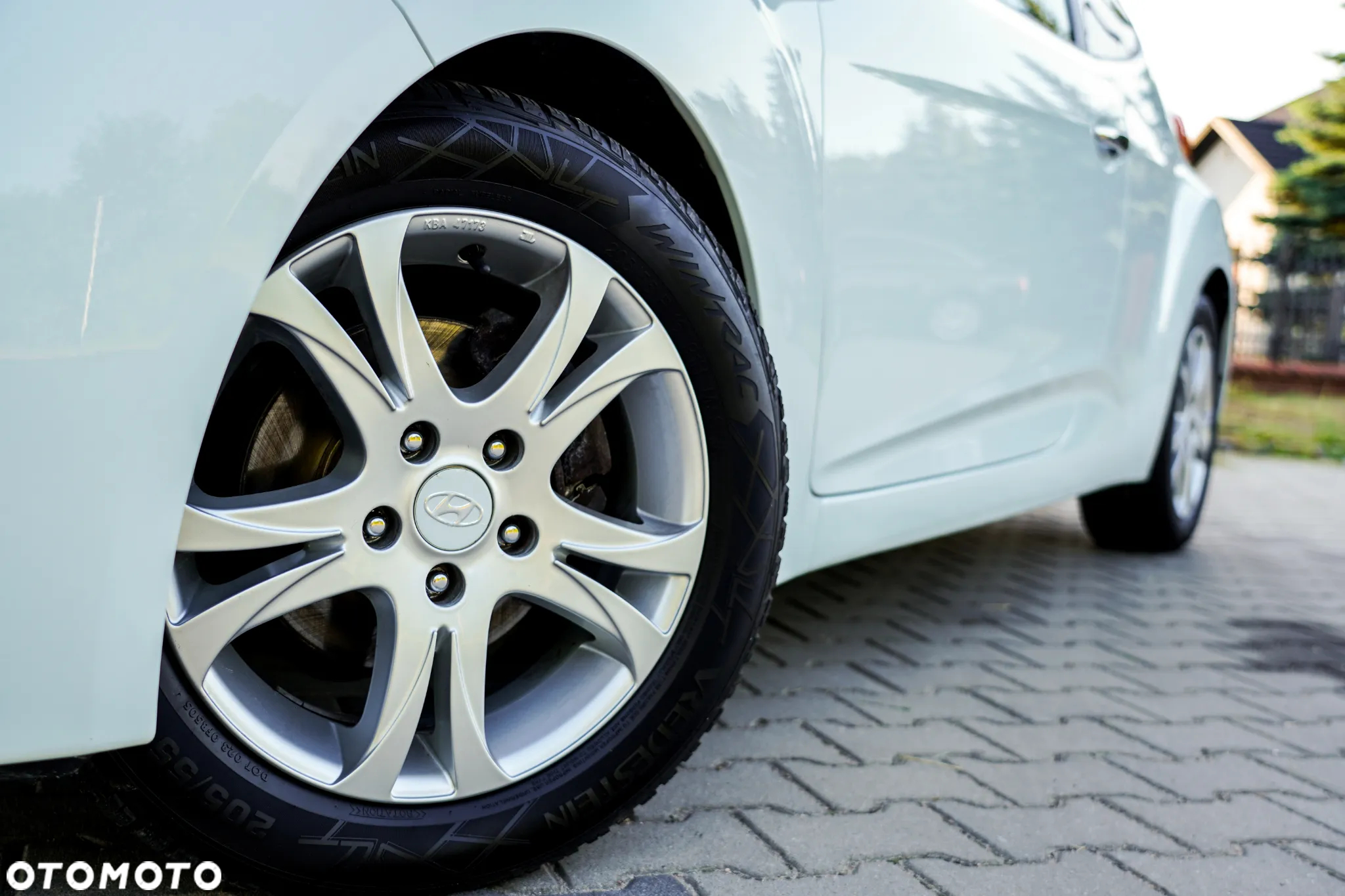 Hyundai Veloster 1.6 blue Premium - 5