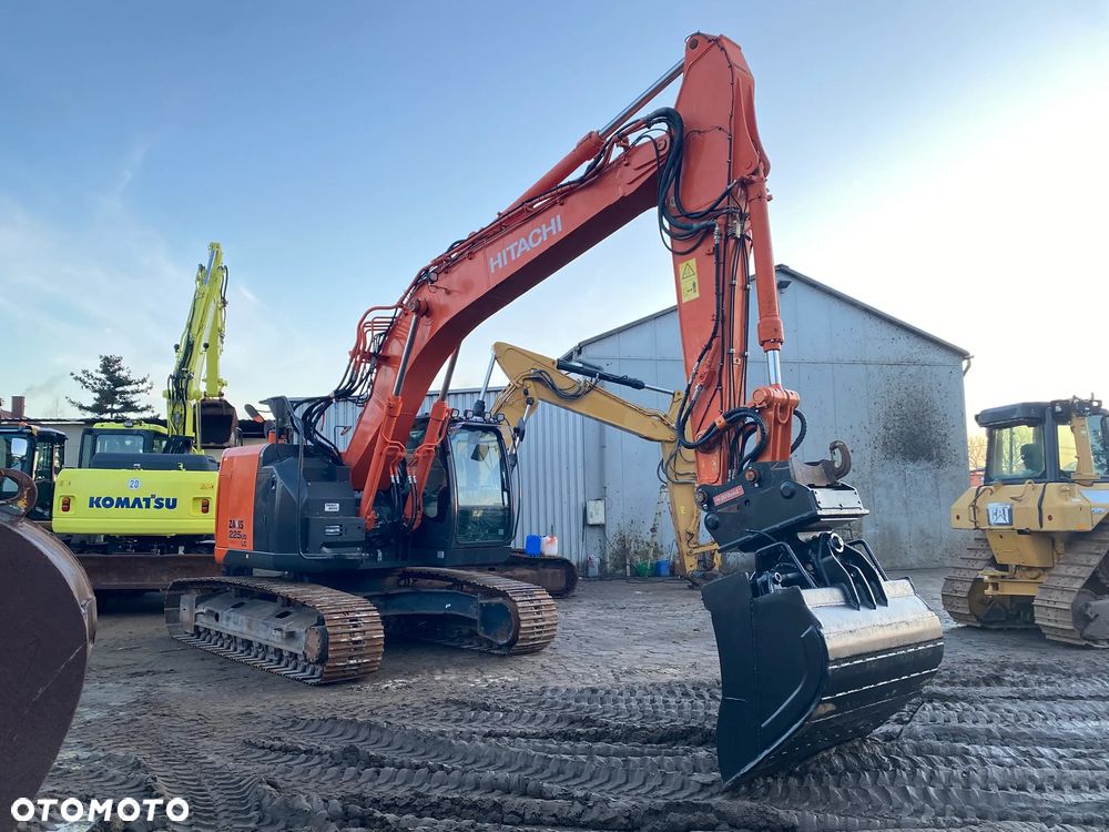 Hitachi ZX225USLC-5, 2013 ROK, KRÓTKI TYŁ, PODWOZIE 80% DOBRE, Z NIEMIEC - 10