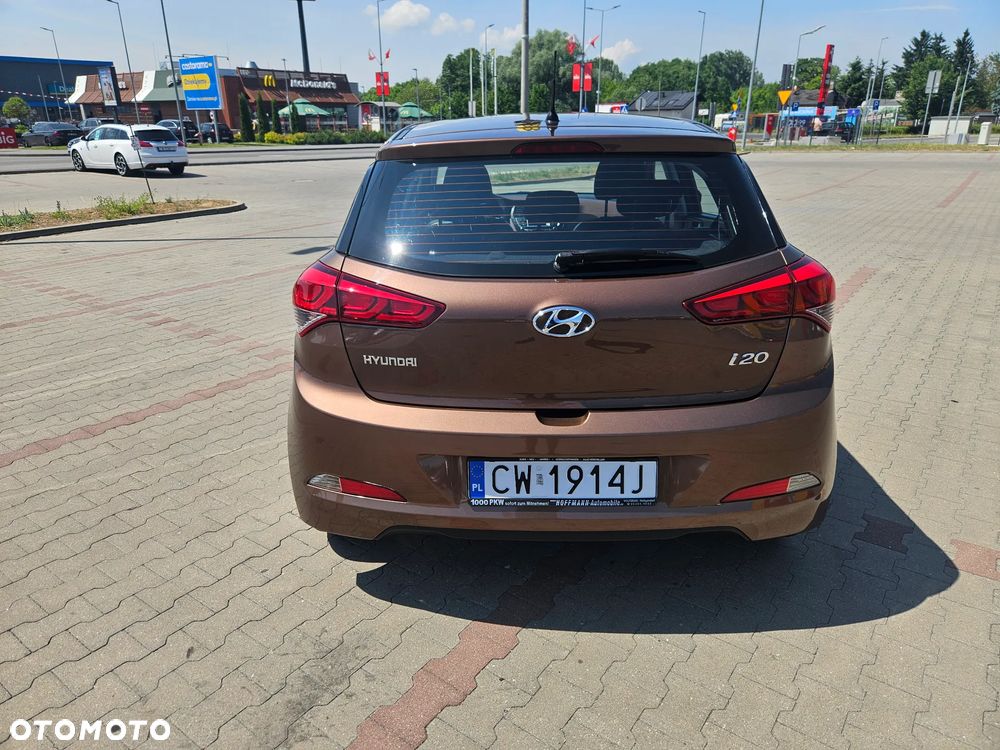Hyundai i20 1.2 Pure - 10