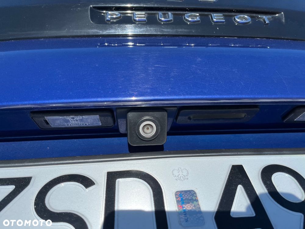 Peugeot 3008 1.2 PureTech Allure S&S - 32