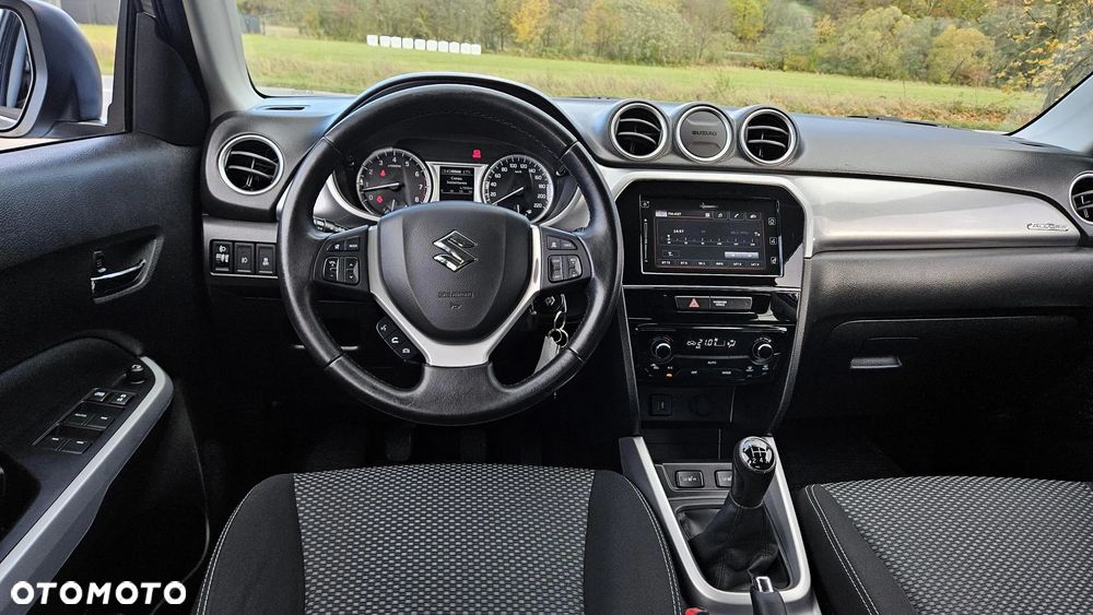 Suzuki Vitara 1.6 (4x4) Allgrip Comfort+ - 21