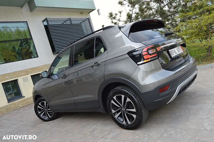 Volkswagen T-Cross 1.6 TDI DSG Life - 19