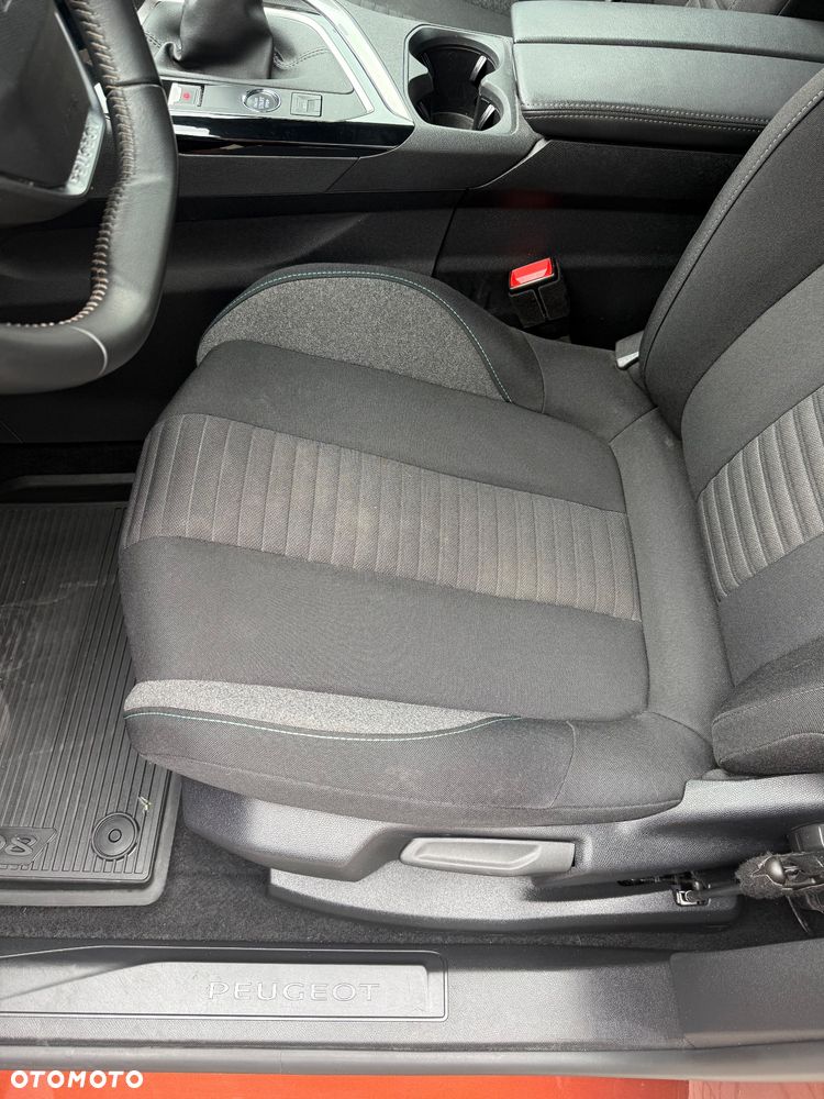 Peugeot 5008 - 20