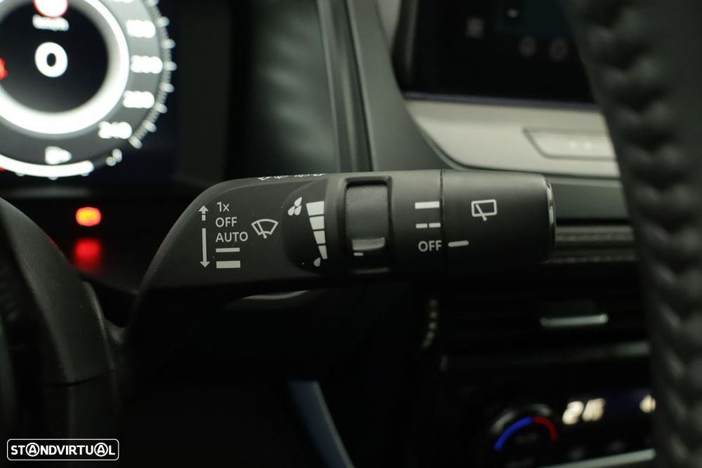 Nissan Qashqai 1.3 DIG-T N-Connecta LED - 18