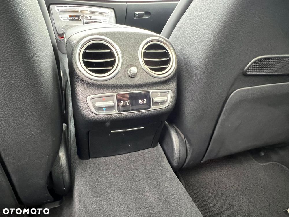 Mercedes-Benz Klasa E AMG 63 S 4Matic+ 9G-TRONIC - 14