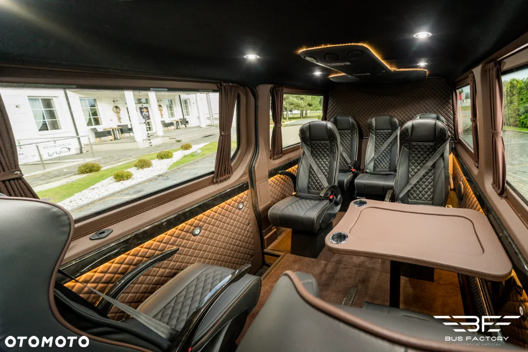 Mercedes-Benz Sprinter - 16