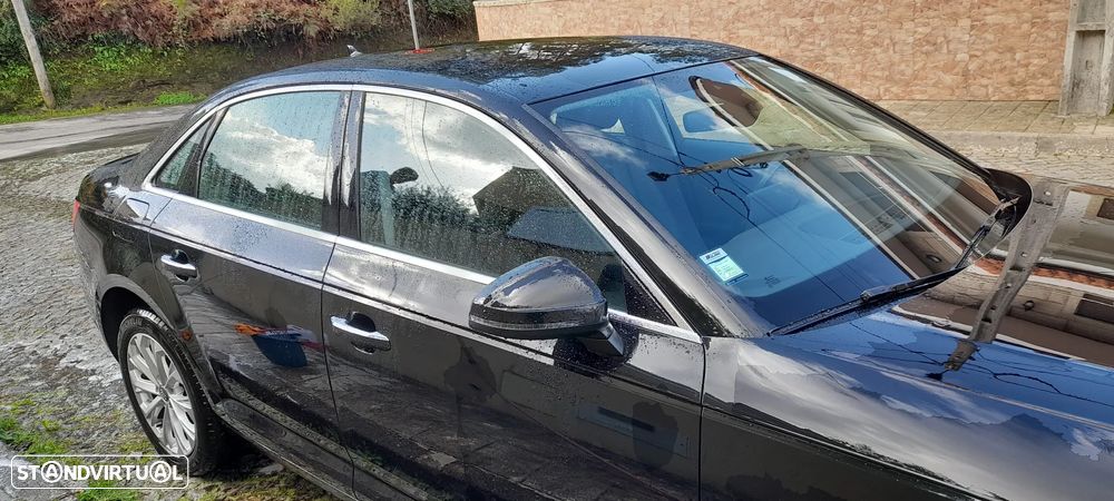 Audi A4 2.0 TDI Advance - 3