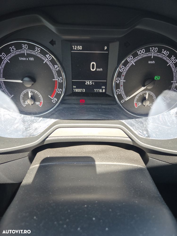 Skoda Octavia 1.6 TDI DSG Ambition - 2