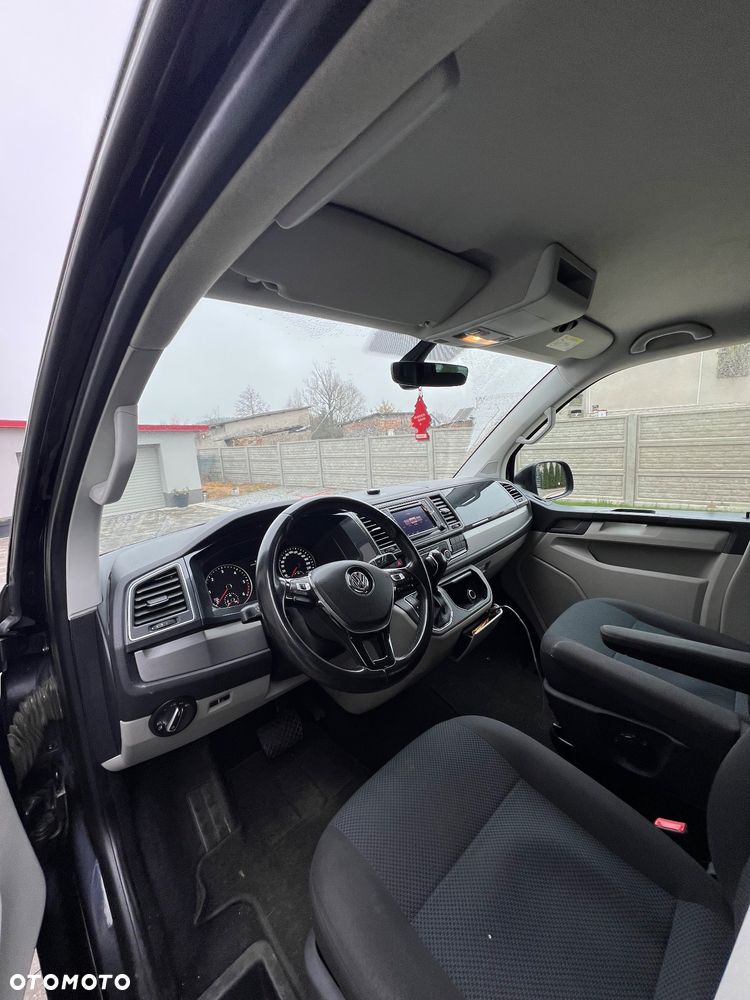 Volkswagen Transporter - 12