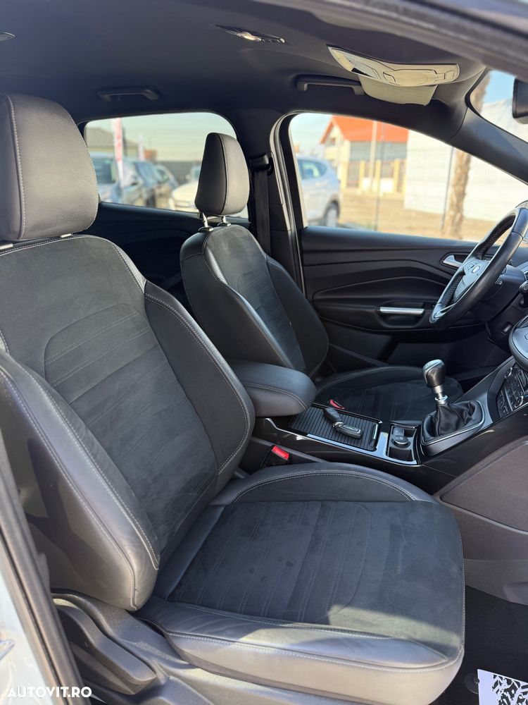 Ford Kuga 1.5 EcoBoost 2WD Titanium - 18